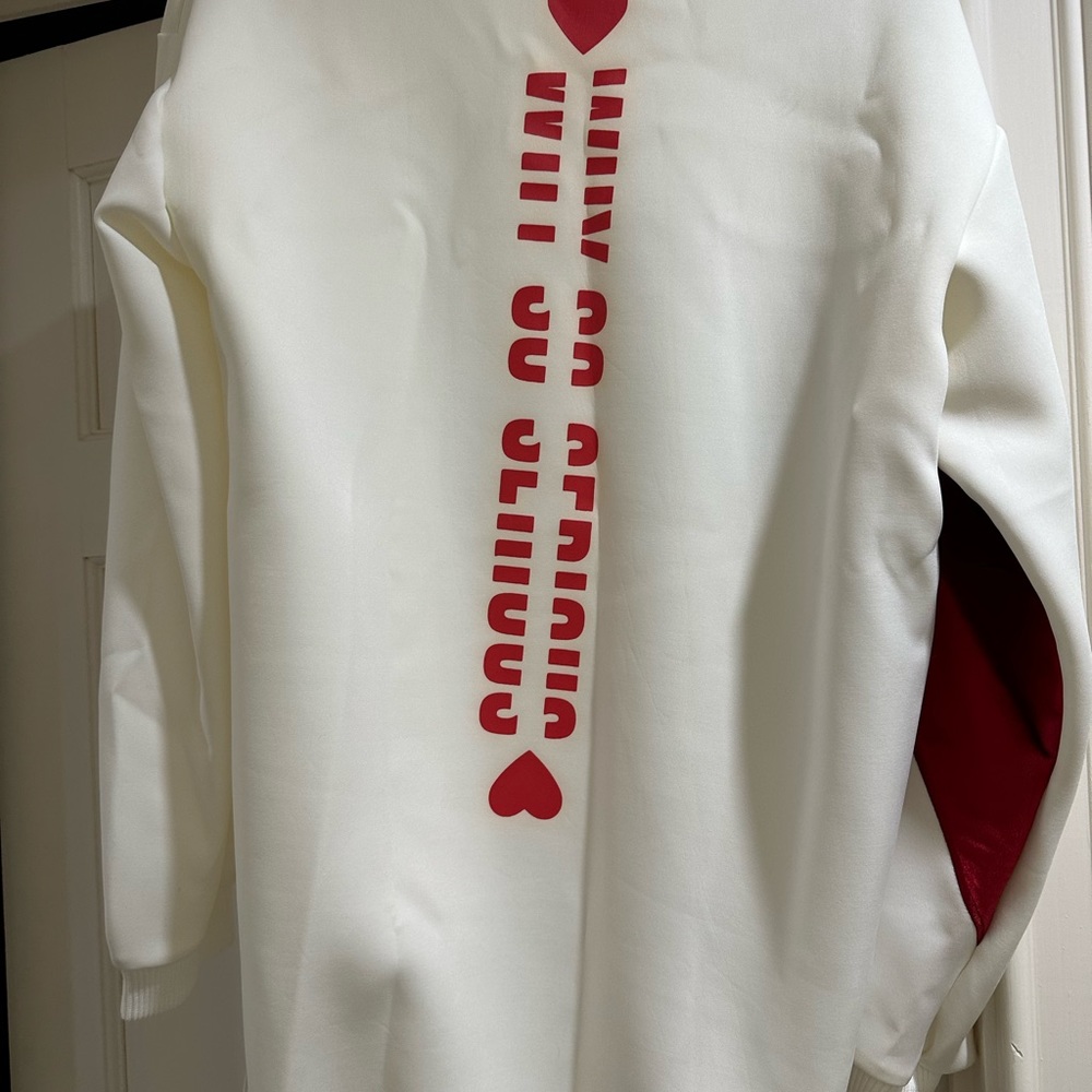 Valentine sweater with huge heart